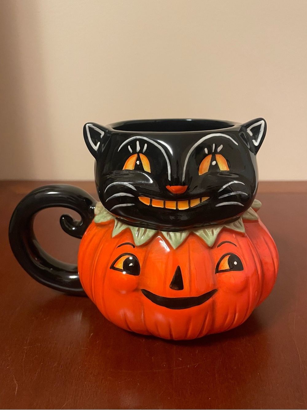 New JOHANNA PARKER CAT PUMPKIN MUG Cup Halloween Holiday Tea Coffee Retro Spooky